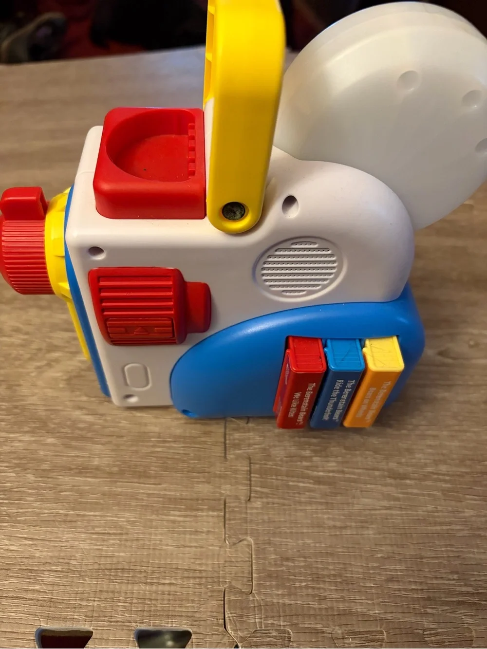 Little Tikes lot includes